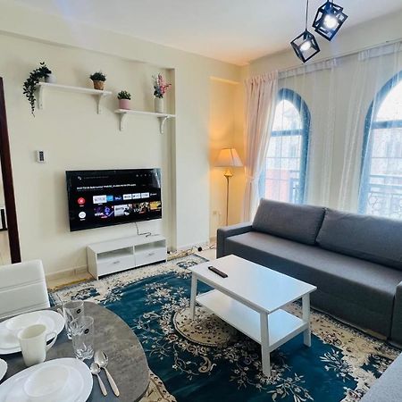 Newly Furnished Cozy One Bed Room Apartment 2 Bathroom City View Dubai Bagian luar foto