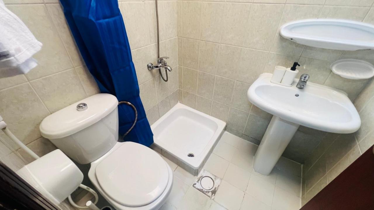 Newly Furnished Cozy One Bed Room Apartment 2 Bathroom City View Dubai Bagian luar foto